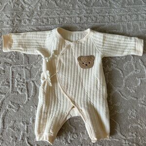 Baby clothes 0-3 months
